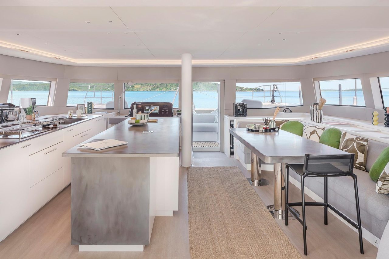6 cabins layout of the Lagoon 60 sailing catamaran
