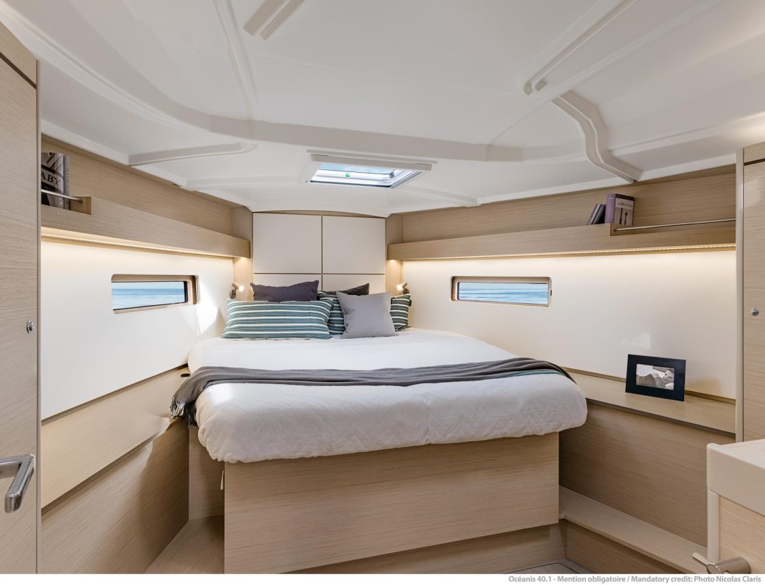 4 cabins layout of the Beneteau Oceanis 40.1 sailing monohull