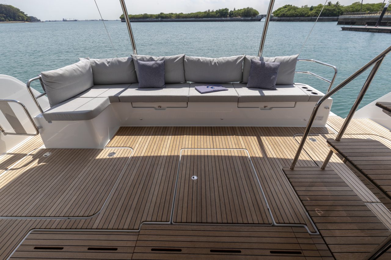 Cómoda bañera del catamarán a motor Fountaine Pajot MY5