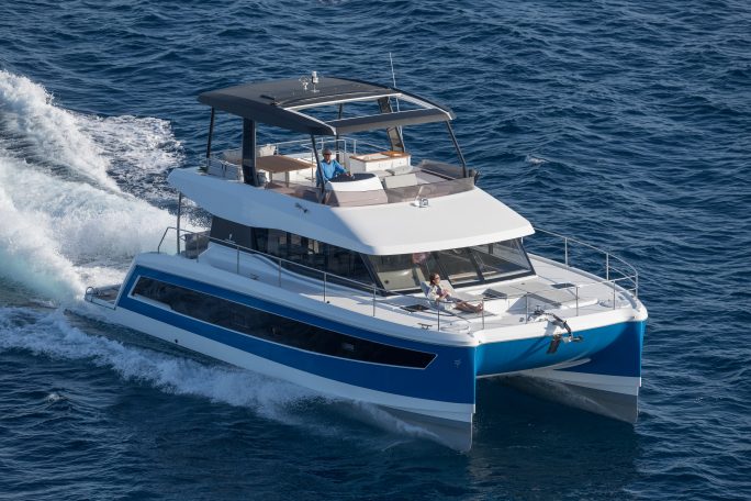Fountaine Pajot MY6 side view