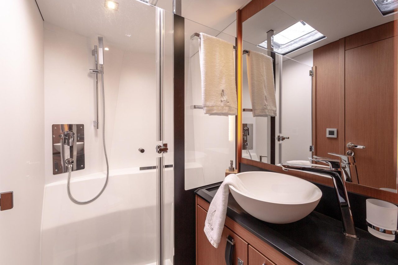 Interior picture of a bathroom in a Jeanneau Yacht 60sailing monohull