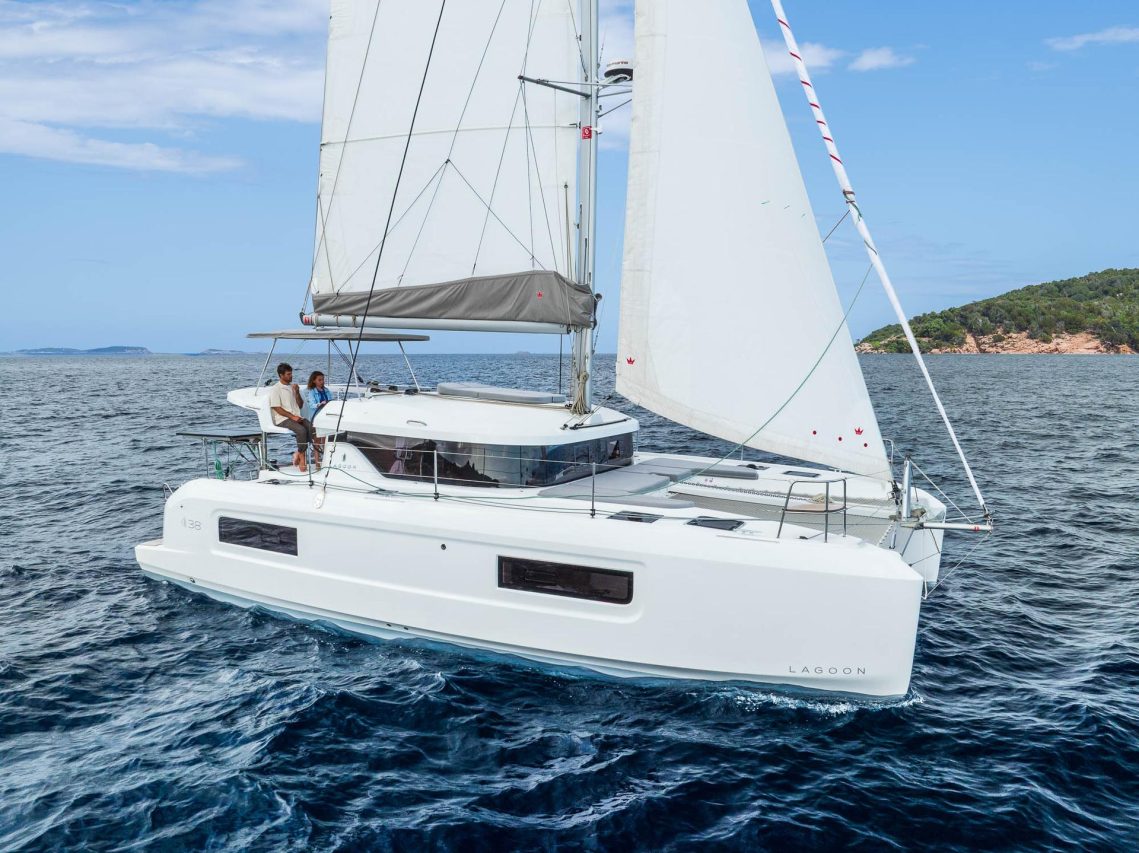 Lagoone 38 sailing with a couple at the helm