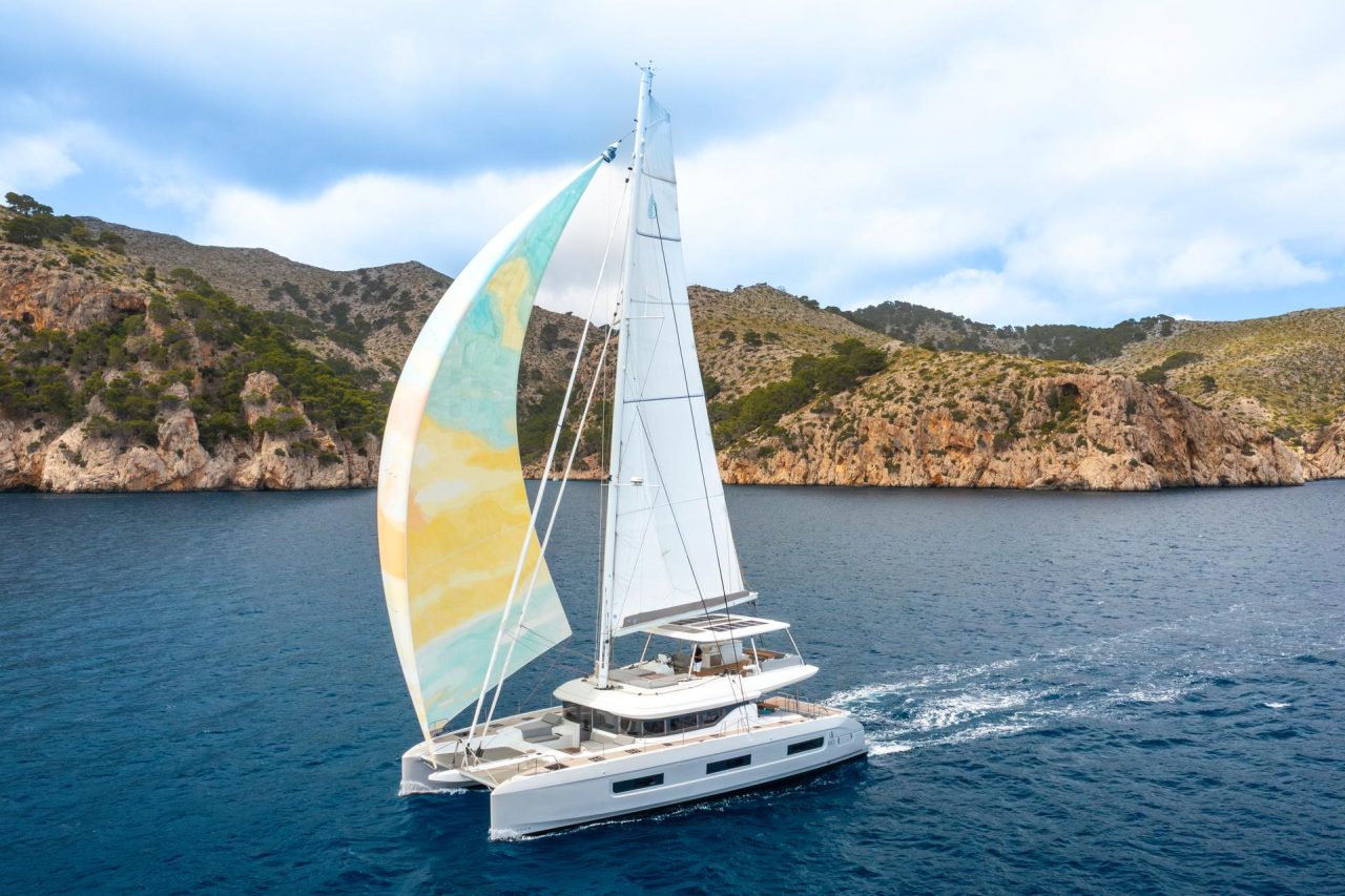 Mighty Lagoon 60 sailing