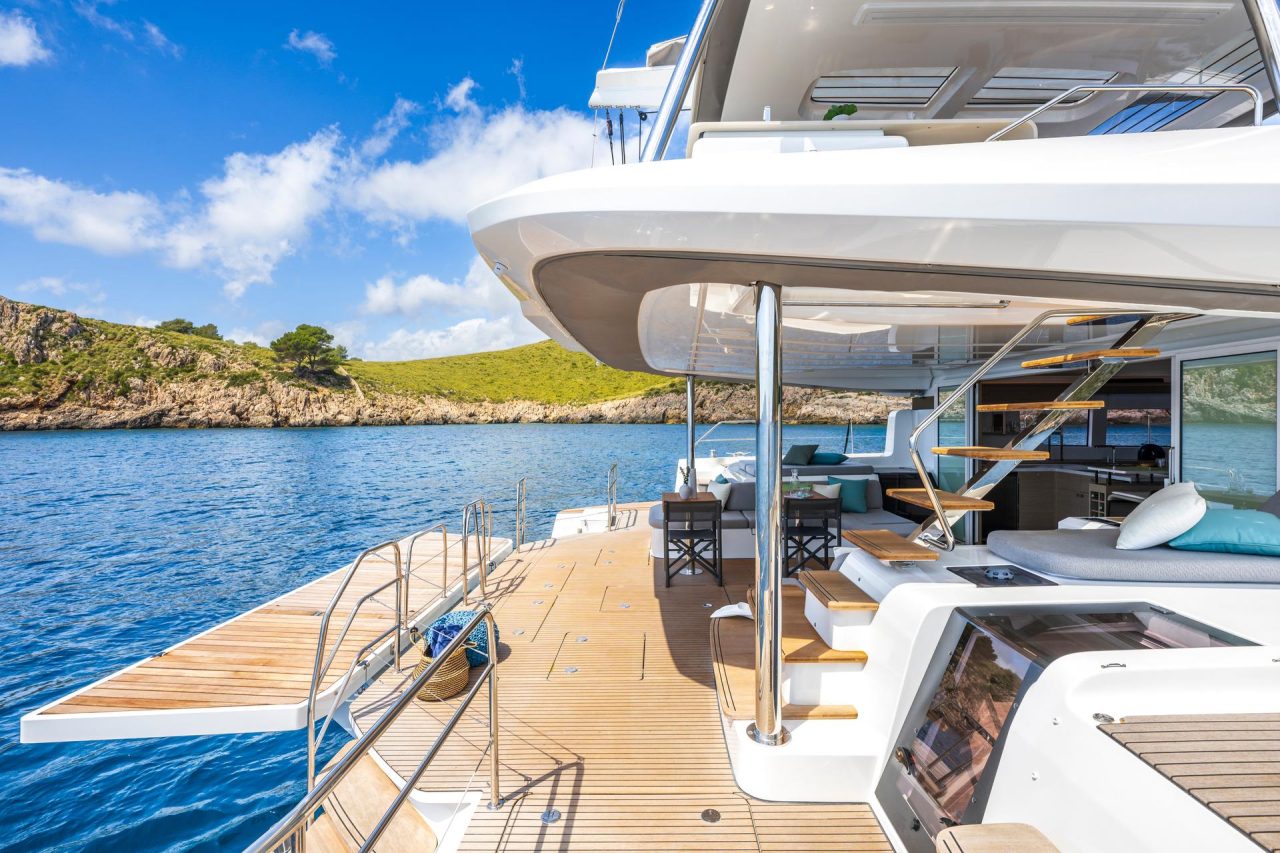 Swimming deck deployed on the Lagoon 60 sailing catamaran