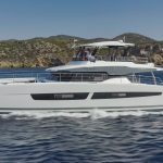 Fountaine Pajot Power 67 running