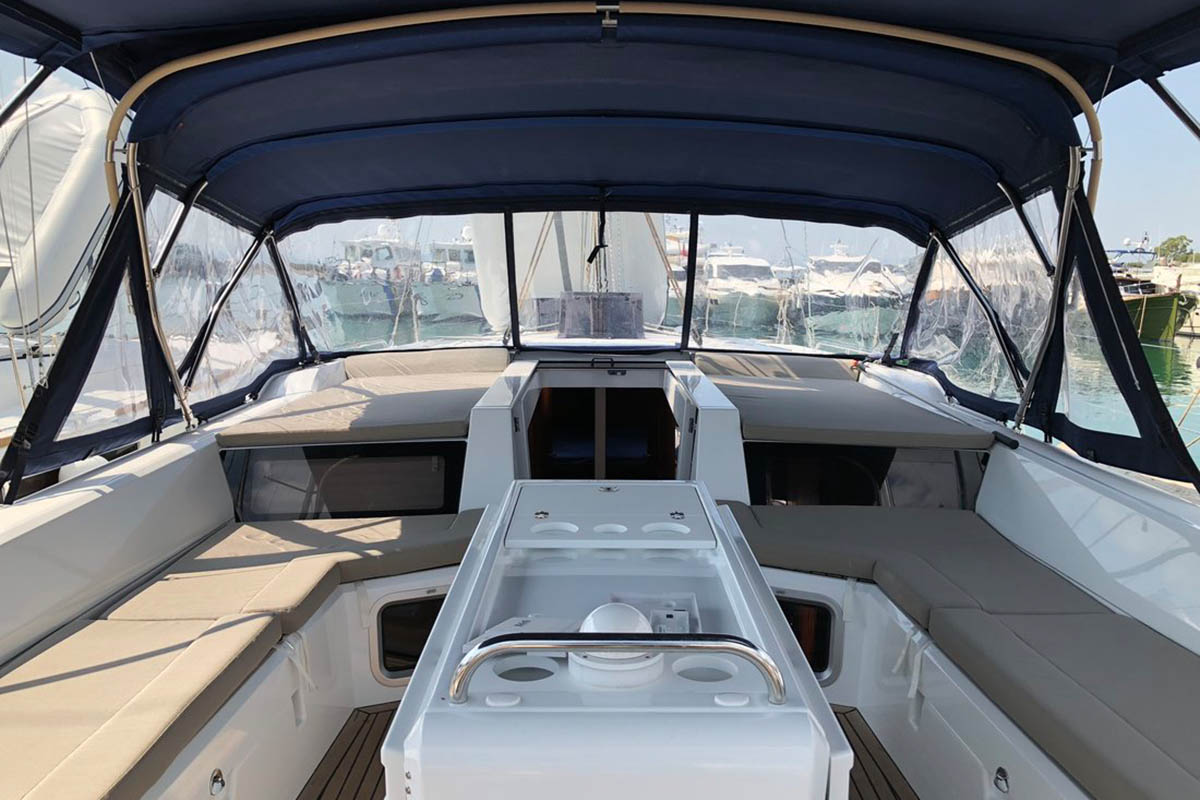 Christina Beneteau Oceanis 51.1 2018