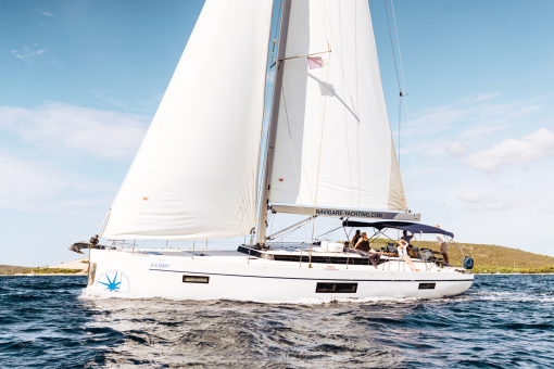Sailing Yachts