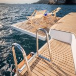 Bali 5.8 swim platform and ladder