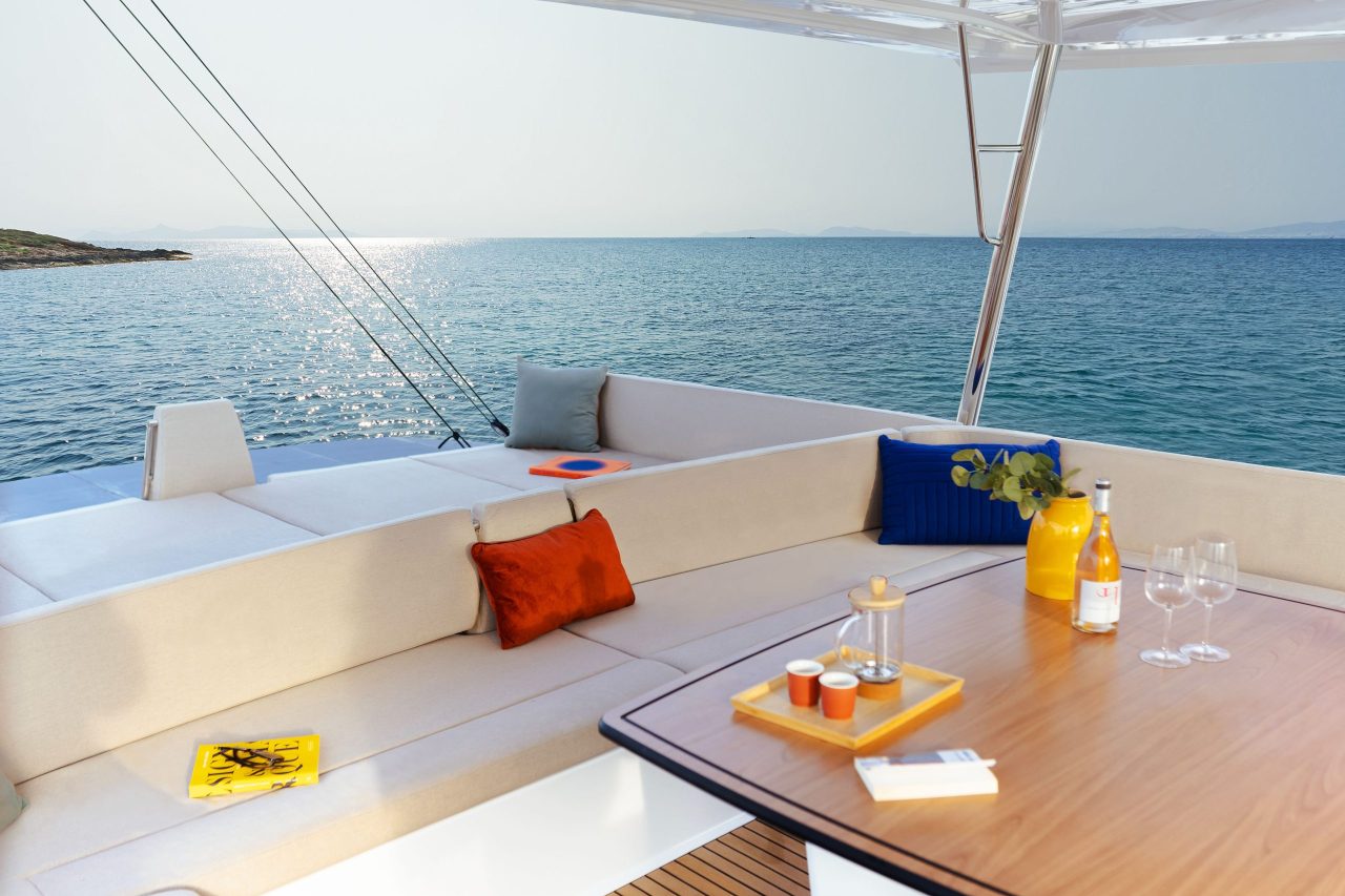 Bali 5.8 flybridge
