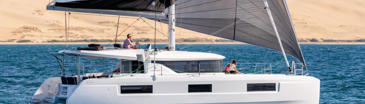 Lagoon-46-sailing-side-exterior