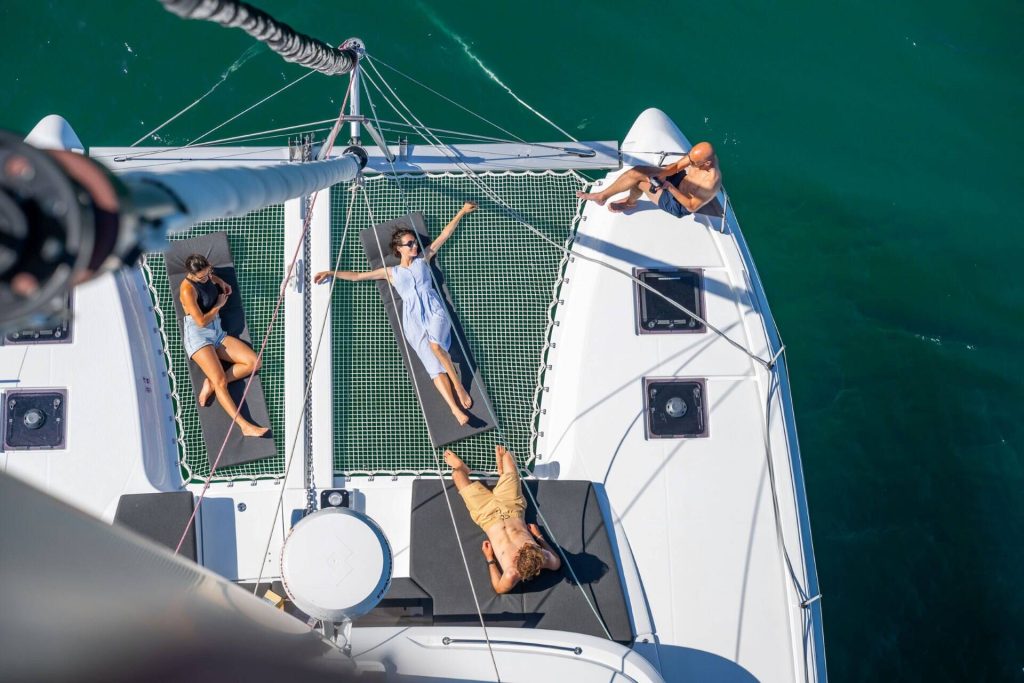 Lagoon 43 Trampoline