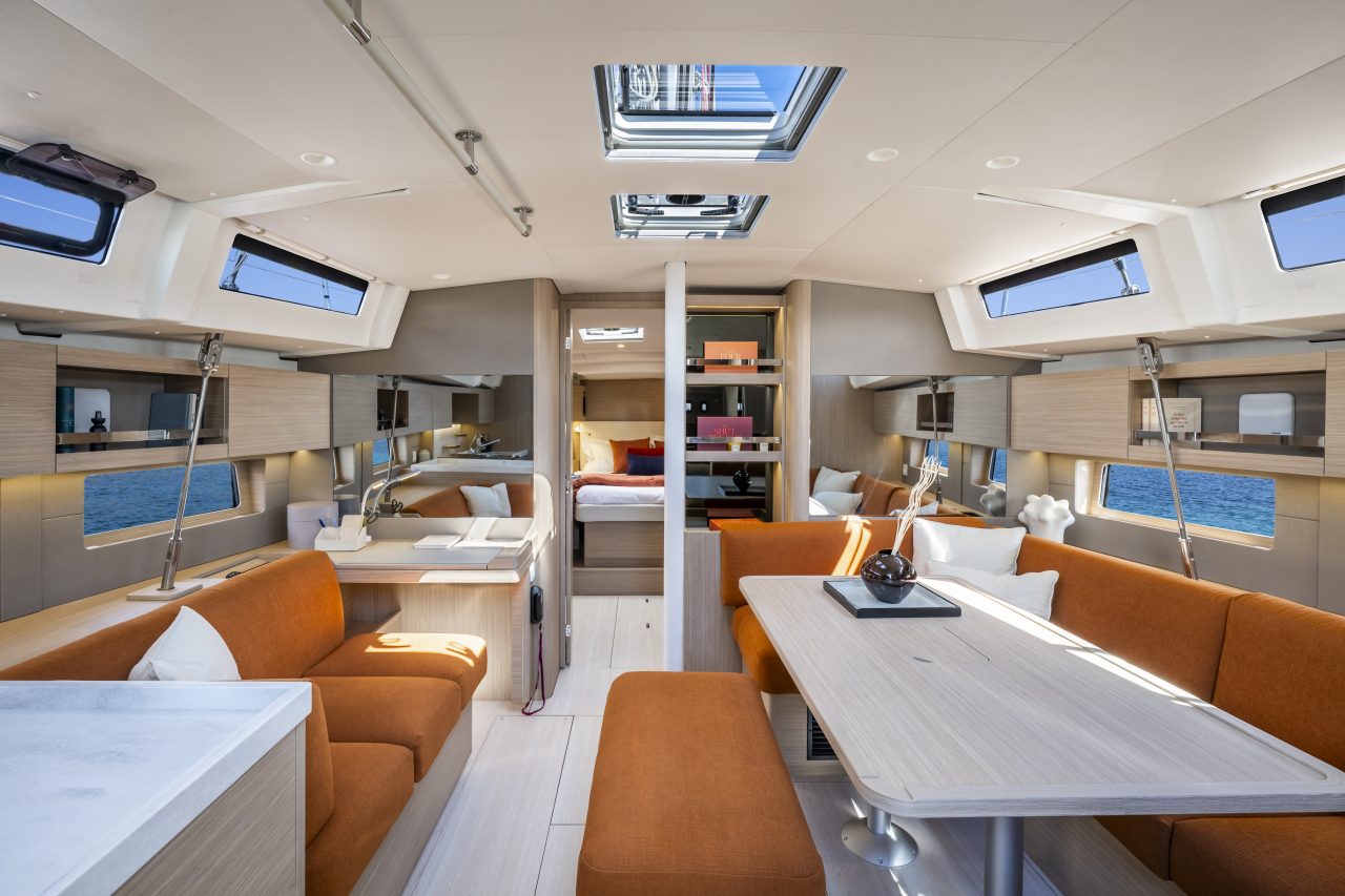 Oceanis 47 Interior